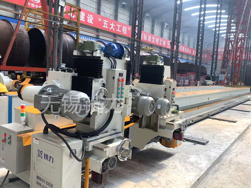 XB無(wú)壓梁?jiǎn)瘟⒅p動(dòng)力頭銑邊機(jī)(電永磁吸盤)